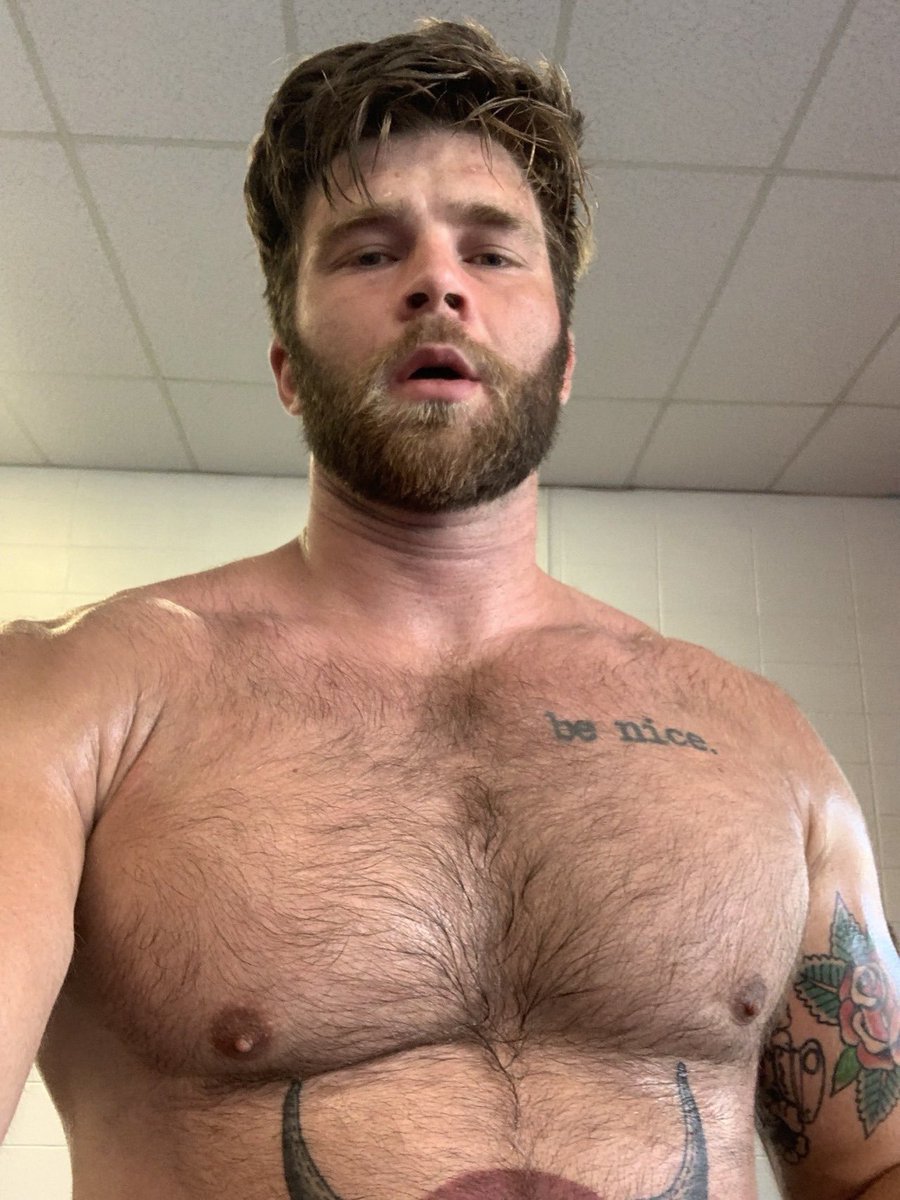Dominion_22t's tweet photo. What is this men's genre called? https://t.co/T9y5VxrQq5
