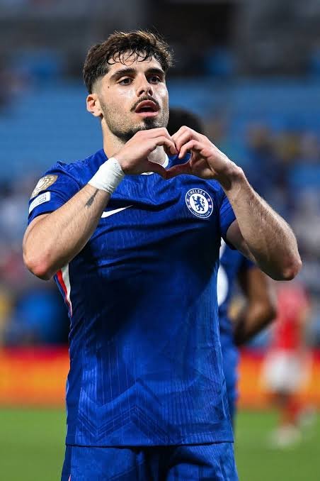 Blue_Footy's tweet photo. ‼️Manchester City make direct contact with Pedro Neto’s camp as talks start over possible move.

~ @FabrizioRomano https://t.co/Xr07TWk2d8