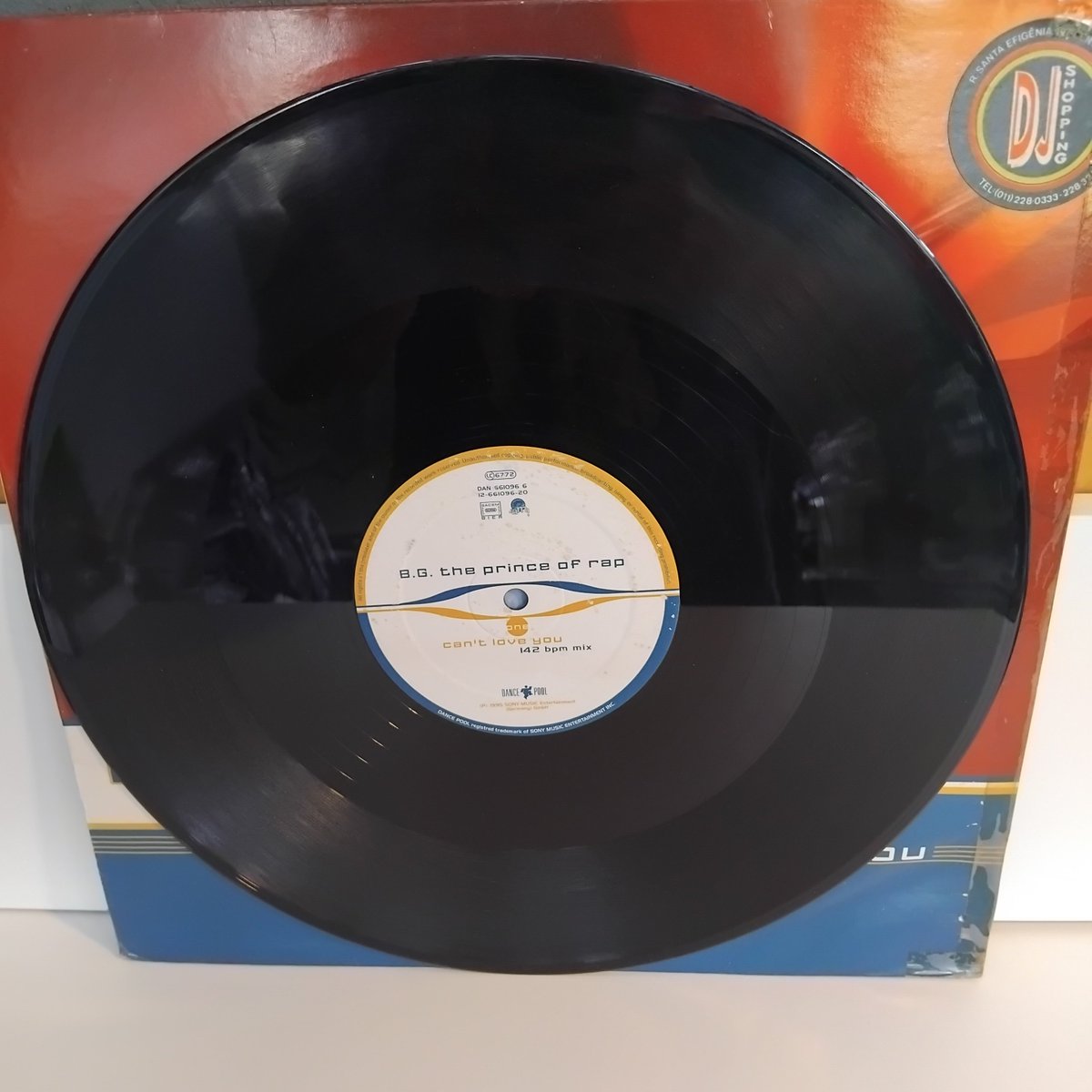 musicaeletronic's tweet photo. Olha o que achei na OLX https://t.co/qp2zib6Jr8 #eurodance #anos90 #bgtheprinceofrock https://t.co/nBb7g9WzFY