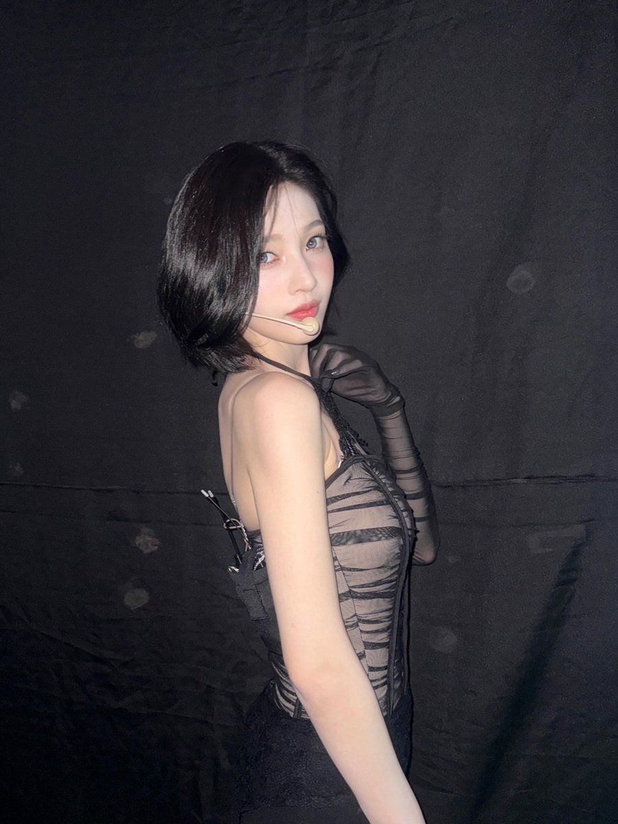 zoooie_1's tweet photo. 조이언니 팬콘 사진 올라왔는데 cutie와 sexy 둘 다 가능한 여자라 더 관심 있습니다 https://t.co/0MjotLUL7H