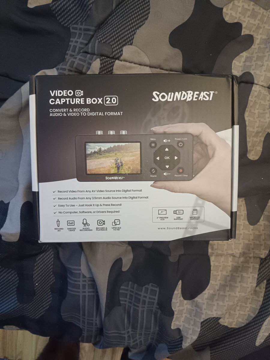 SidPhillipsFan's tweet photo. This Came In The Mail From Walmart And I'm Gone Be Digitizing My VHS Tapes And Cassettes And Upload It To YouTube Google Photos And Internet Archive https://t.co/7eHxqwi5Hu