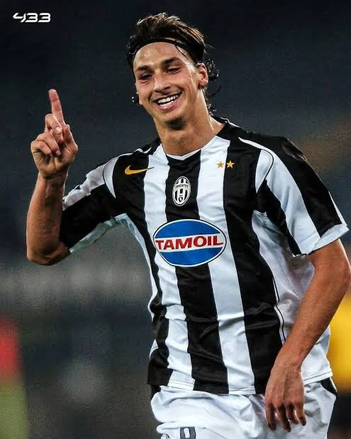 OnurEmirzeoolu's tweet photo. @damzychillin Zlatan ibrahimović https://t.co/haUAle3AvS