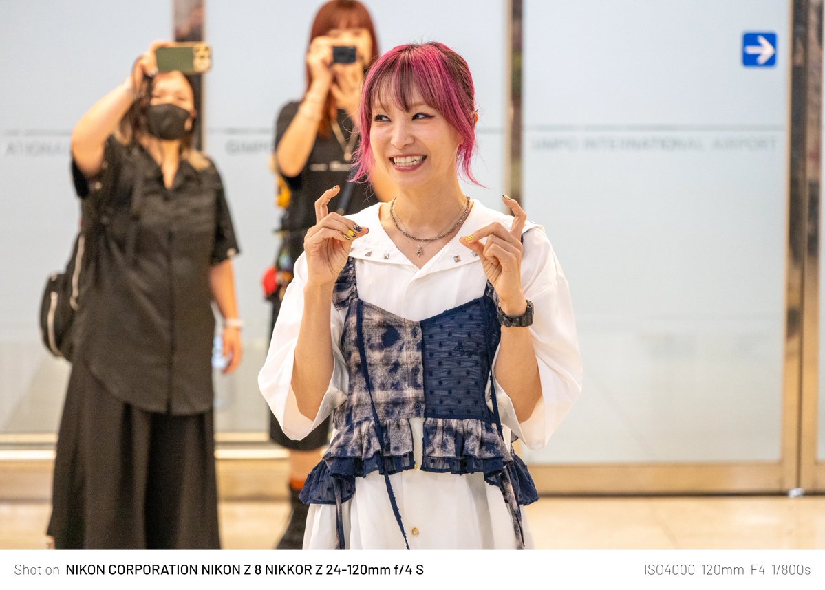 LiSAKKO_JUN's tweet photo. 韓国のカメラマンが撮った写真です
@LiSA_OLiVE https://t.co/vexjSAidBH