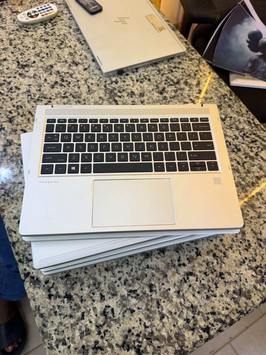 Baytec247's tweet photo. 5 unit clean ✅
Hp probook 435 g8
X360 touch screen
Amd Ryzen 7pro 
Equivalent of core i7 11th gen 
512ssd
16gb ram
Keyboard light 
Face ID 
Thumbprint 
512mb dedicated 
8 cores
16 thread
Factory charger 🔌 
Price: 450k

+2349060040702 📞 or 💬

Peter #BBNaija cater efe wike betway Liverpool