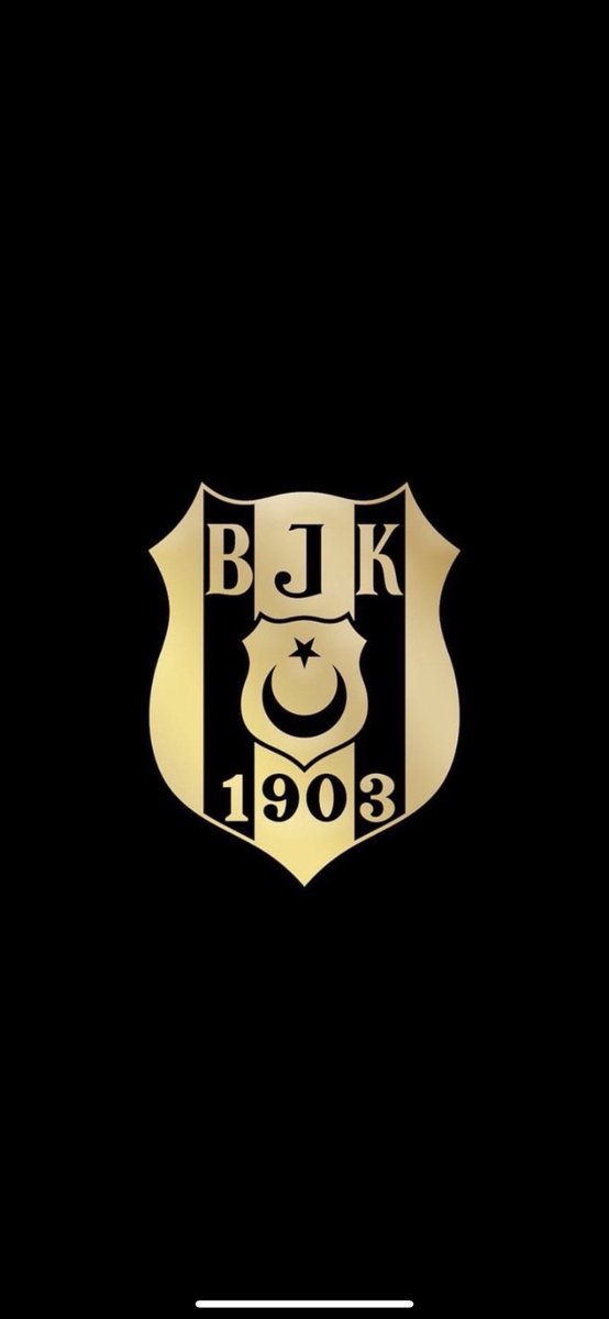 metinesin17's tweet photo. Biz başka küçük takımlar gibi başkalarının kapısında yatıp bize oyuncu alın demiyoruz kendi imkanlarımızla kimseye minnet etmeden teşekkür twetleri atmadan Büyük takım gibi kendi transferlerimizi yapıyoruz ülkenin şanlı be şerefli kulübüne selam olsun🖤🤍🦅 https://t.co/hzBUaeyI7p