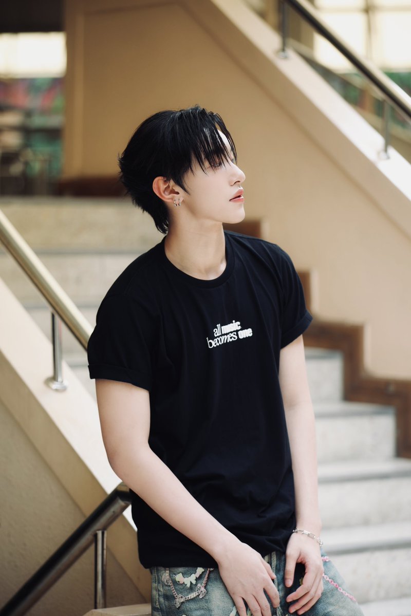 Toon4on__'s tweet photo. รักหอวัง เเต่ก็รักเธอเหมือนกัน

NIVEA Presents OneMusic Bright &amp; Bold School Tour 2026
โรงเรียนหอวัง

#onemusicSchoolTourxหอวัง
#NIVEASchoolTour
#BrightAndBoldSchoolTour
#ไบรท์มั่นใจกล้าเป็นตัวเอง
#iZ https://t.co/42u0XUpZ9F