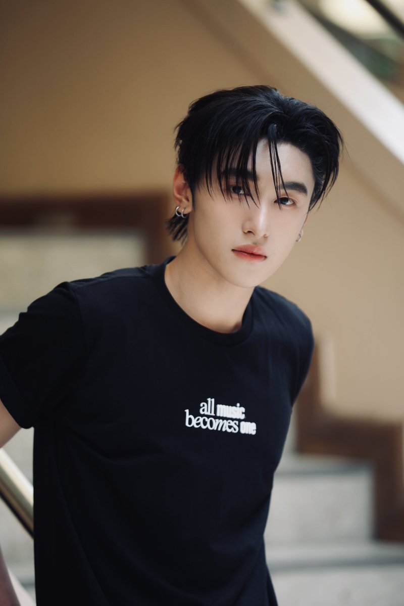 Toon4on__'s tweet photo. รักหอวัง เเต่ก็รักเธอเหมือนกัน

NIVEA Presents OneMusic Bright &amp; Bold School Tour 2026
โรงเรียนหอวัง

#onemusicSchoolTourxหอวัง
#NIVEASchoolTour
#BrightAndBoldSchoolTour
#ไบรท์มั่นใจกล้าเป็นตัวเอง
#iZ https://t.co/42u0XUpZ9F