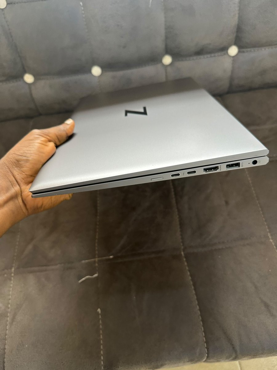Baytec247's tweet photo. Hp Zbook firefly 15 G7
Specifications 
📌 Processor: intel core i5
📌 Generation: 10th gen
📌 Memory: 32gb ram
📌 Storage: 512gb ssd
📌 Keyboard light: ✅
📌 Face ID
📌 4gb Nvidia graphics card
📌 Screen size: 15 inch 
📌 Battery health: Good
Original Hp charger 🔌 
Price 🏷️ 600k

+2349060040702 📞 or 💬

Peter #BBNaija cater efe wike betway Liverpool