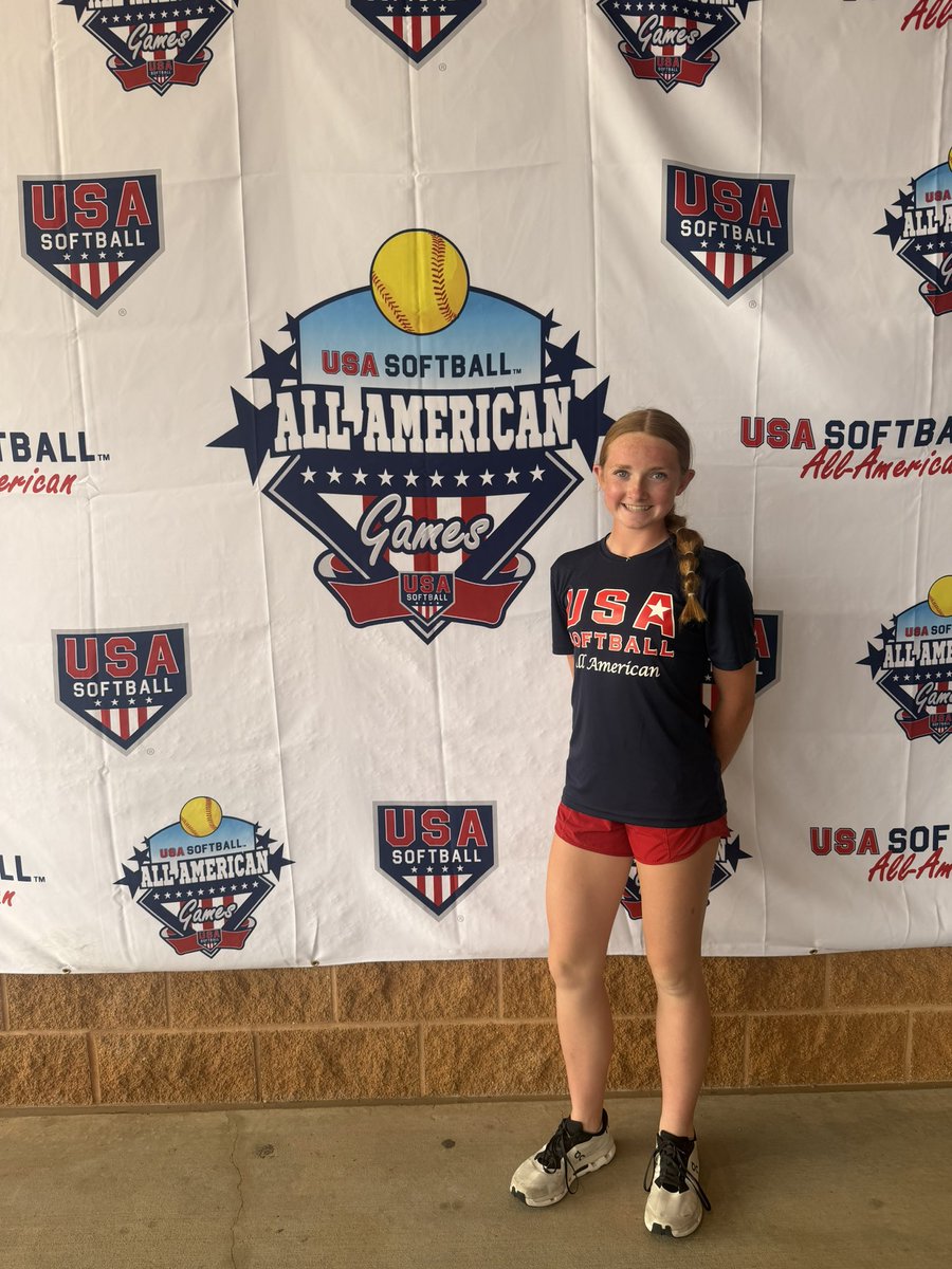 Bazeball_23's tweet photo. My last year of the @USASoftball All-American games. This is my third time, looking forward to a week of fun softball and representing region 7. #allamerican #outworkthem

@MidwestPremierS @USASoftballREC @TopPreps @PrepSoftball @ExtraInningSB @SoftballDown @d1fastpitch1 @LineDsoftball @DevonParkOKC