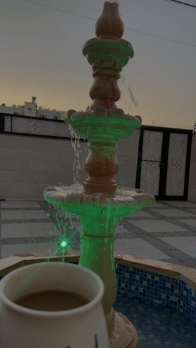 AreenAlz3's tweet photo. ربنّا يَمنّ ع قُلوبنّا بالخِفّة وألطمأنِينة وألسَّكِينة والأُنسِ فّ أيام عُمرنّا.!🤍 https://t.co/3ukFgsysnw