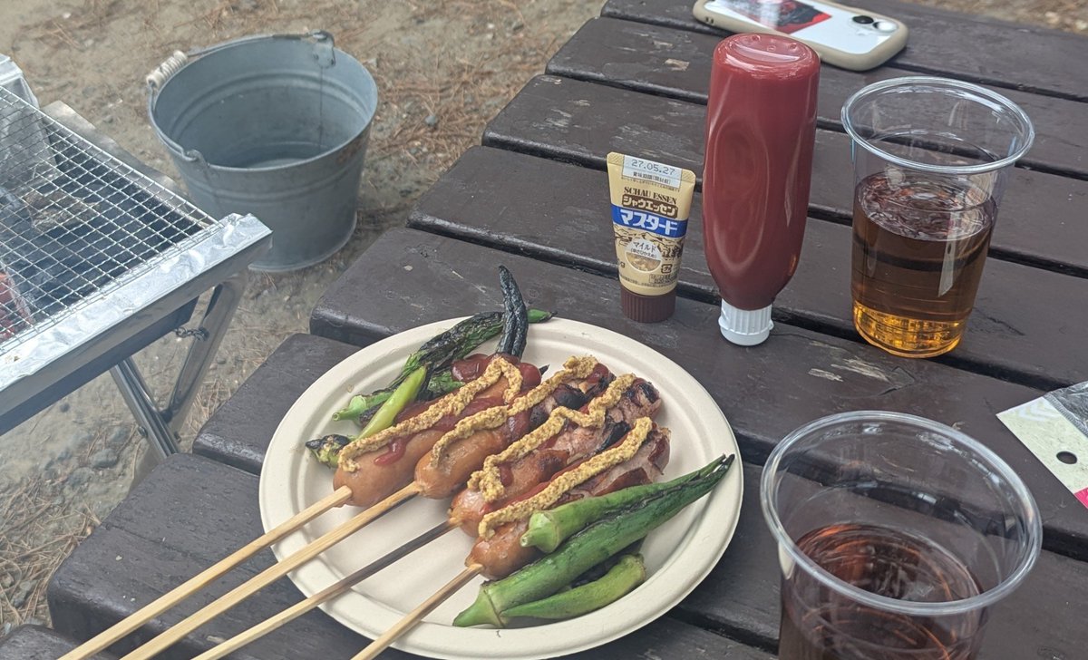 wenny0's tweet photo. 夏だけど秋、風とバーベキュー https://t.co/MgrjhVZrLu