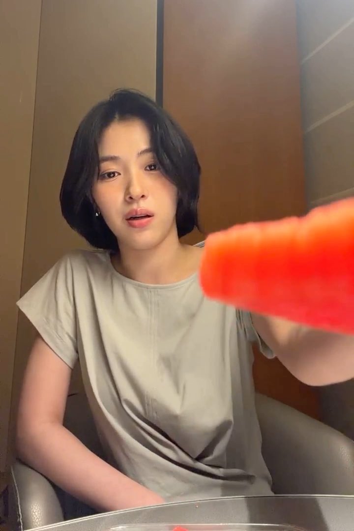 orangeryu417's tweet photo. 260801

🍉🤤

#RYUJIN #류진 https://t.co/EvbDUJJpuN