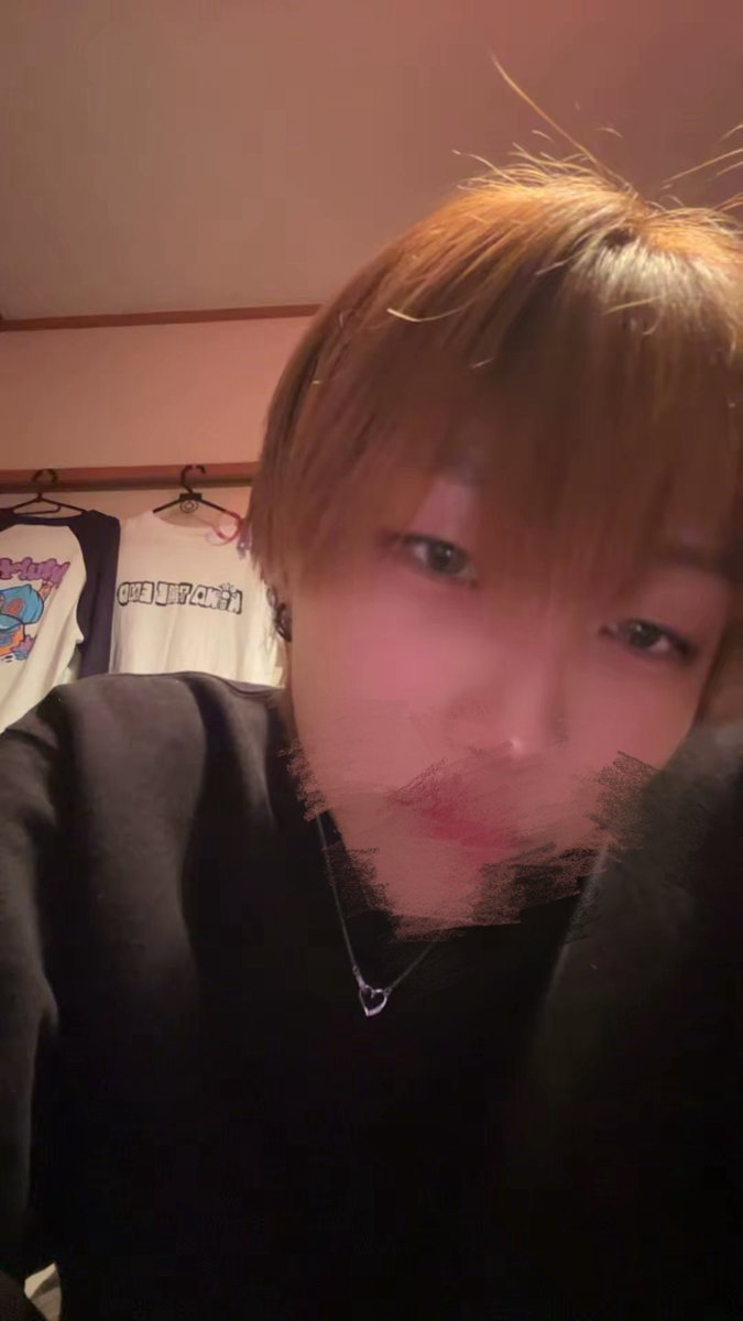 Leoo0599's tweet photo. この金髪の時が一番ビジュ良かったかも。加工してない、加工のやり方教えてください。 https://t.co/zavWxtVWWG
