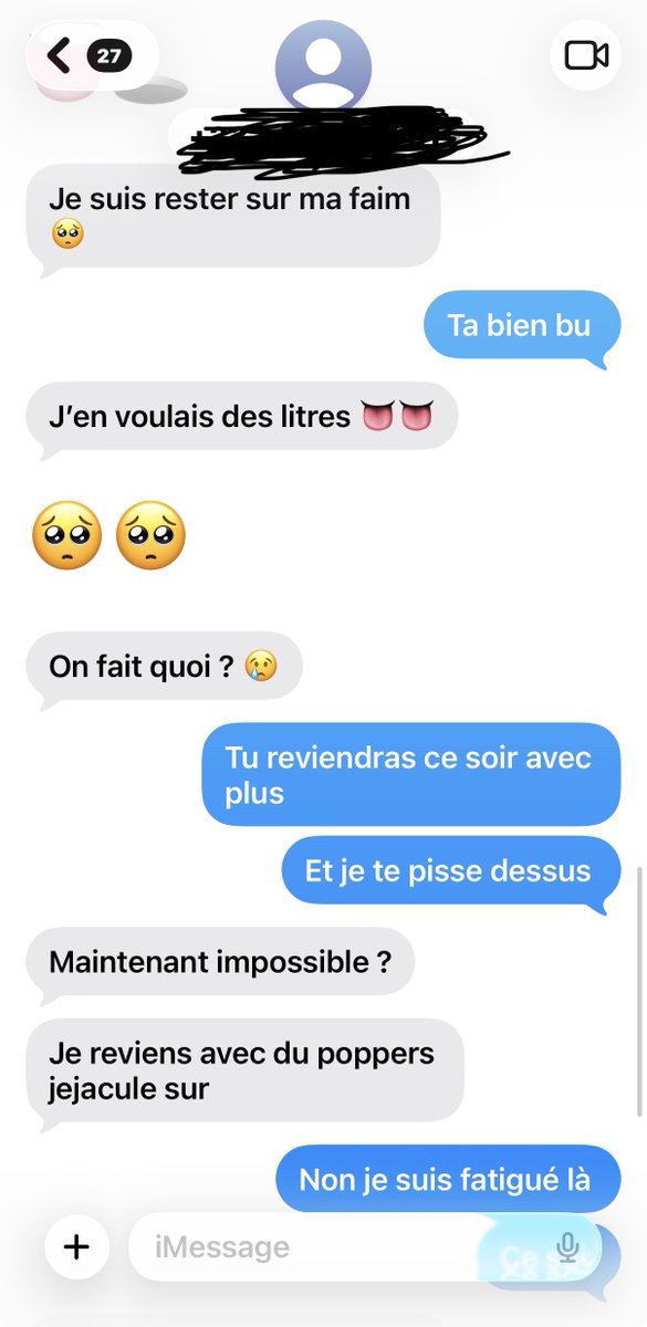 Sorayadom2's tweet photo. Ce matin j’ai pissé dans la bouche de deux soumis ahahah
Et y’en a un qui a tellement kiffer qui voulait revenir pour que je lui repisse dans la bouche 😂💦 accro mon jus https://t.co/ziF6lngCBw