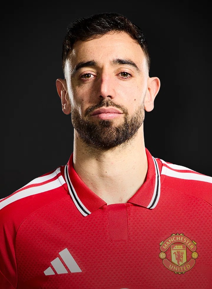 winner_gsaray_'s tweet photo. 🗣️ Nevzat Dindar: 

"10 numara için Dursun Özbek'in 1 numaralı hedefi Bruno Fernandes. Transferde ilk hedef Bruno Fernandes." https://t.co/BVGG8HRNor
