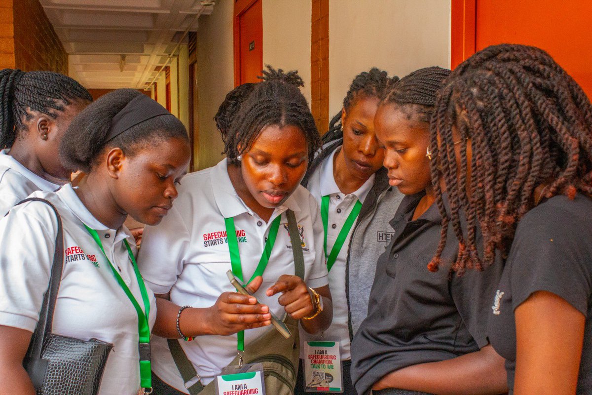 MakSafeSpace's tweet photo. Creating safe spaces starts with meaningful conversations. Proud to support and guide students on the Maksafespace as a Safeguarding Champion @makerere university @DOS_Makerere https://t.co/C1uNpjrFbi