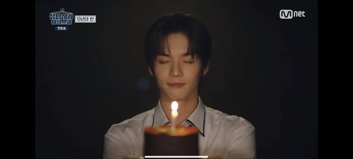 Jinnies1204's tweet photo. Every year waiting for your birthday feels meaningful. Wish you a gentle and bright year ahead.

HAPPY 20TH HAMIN DAY
#해피하민데이_나의자전거소년
#20DreamsWithHamin https://t.co/IbKHDSjkGu