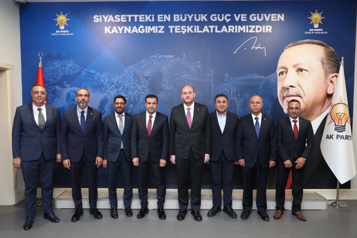 avahmetozdemir's tweet photo. Genel Başkan Yardımcımız, Teşkilat Başkanımız   Sn. Ahmet Büyükgümüş'ün tensipleriyle Konya ilimizin;

🔹️Akşehir İlçe Başkanlığımıza Ahmet Rasih Zeybek

🔹️Halkapınar İlçe Başkanlığımıza Kemal Avder

🔹️Kulu İlçe Başkanlığımıza Mustafa Burak Dönmez atanmışlardır.

Bugüne kadar göstermiş olduğu özverili çalışmalarından ve gayretlerinden dolayı önceki İlçe Başkanlarımıza teşekkür ediyor, yeni görevlendirilen İlçe Başkanlarımıza muvaffakiyetler diliyoruz.

@abuyukgumus 
@fatihozgokcen 
@mehmetaokur
@mdurmusoglu