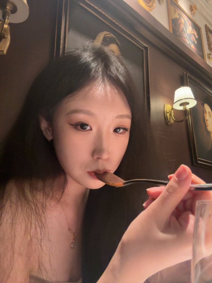 SLuckyyu's tweet photo. https://t.co/EDidaKsPTA