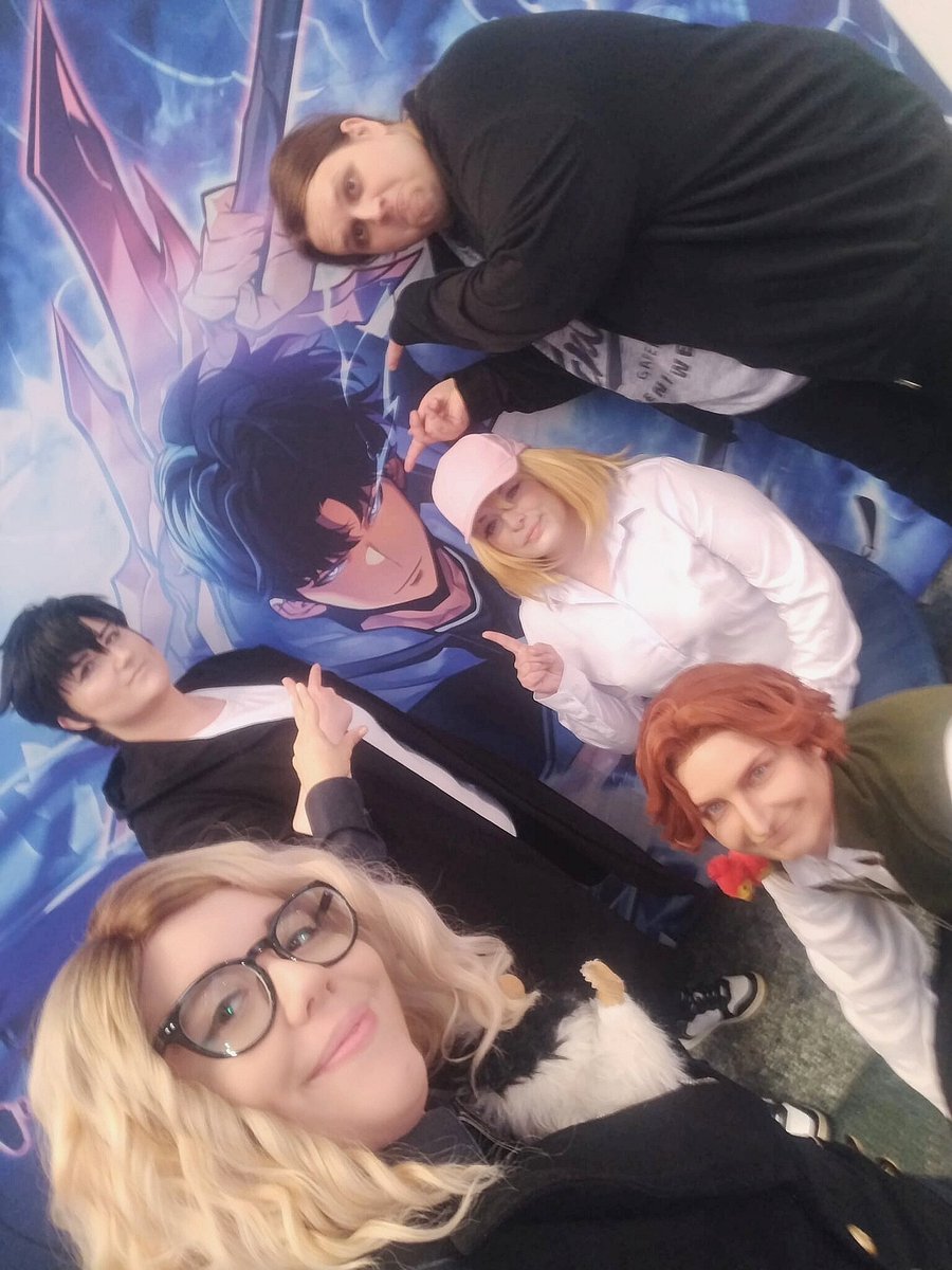 MelanieNekoGirl's tweet photo. New #grindeldore #ggad pics this time from #animagic 2026 😁✌️✨
= Host/Food + Solo Leveling Time with our Niffler & Fawkes xD
Me/@melanienekogirl #gellertgrindelwald ▕⃝⃤
@albus1899 of course #albusdumbledore 🐦🔥
@NNZ1853483 @moonsalnt take a look 🤗 https://t.co/sHrHXohOX0