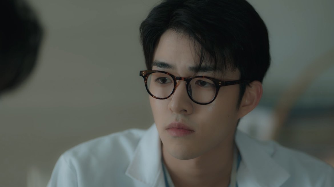 cuuthailand's tweet photo. มาแอบสปอยล์ Uncut version 👀 ตามไปดูต่อที่ iQIYI ได้เลยน้า คุณหมอมาแล้วว🩺

Love Destiny EP4 

#บุพเพสันนิวาสEP4 #iQIYI https://t.co/Y6ZfMTPlrm
