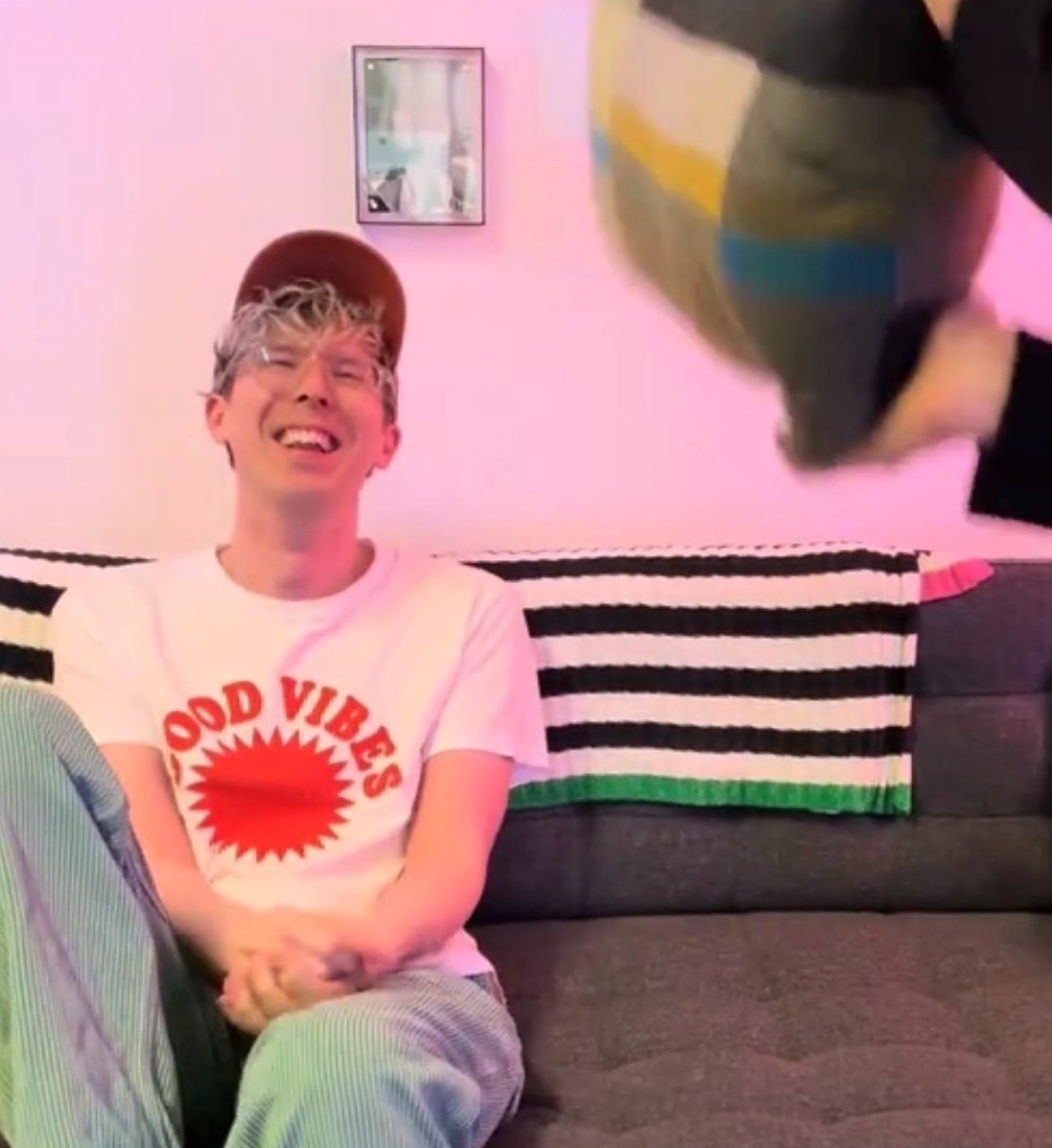 theamazingphil's tweet photo. “phil is happy you chose him” ☺️ https://t.co/0vL8Ntnr96