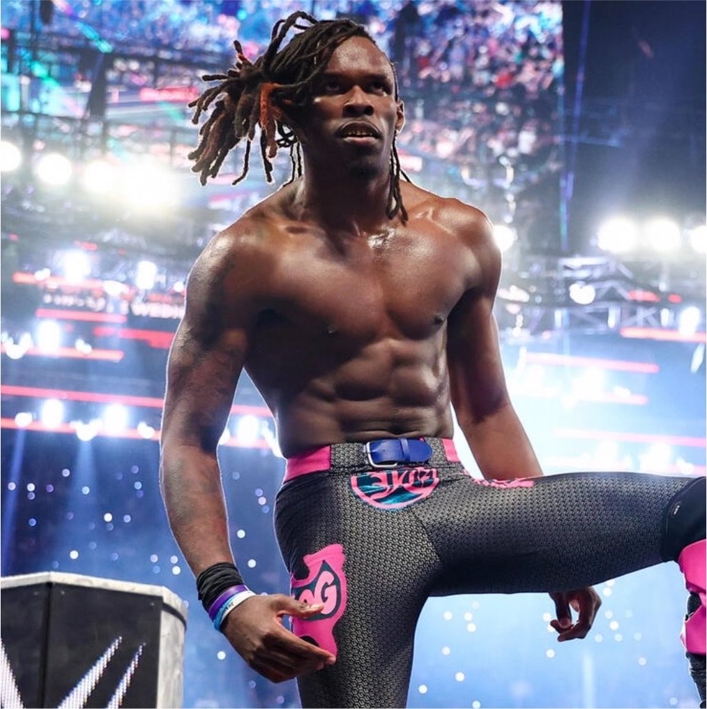 WrestlePurists's tweet photo. Je’Von Evans names New Jack as his dream opponent from ECW:

“I have to say New Jack because fun fact, New Jack is one of my trainers. He’s actually one of the people that trained me. He’s kind of like an uncle, so uncle New Jack.”

(@MalcolmMuscle | @SportsterNews) https://t.co/bJ5MHZy2yG