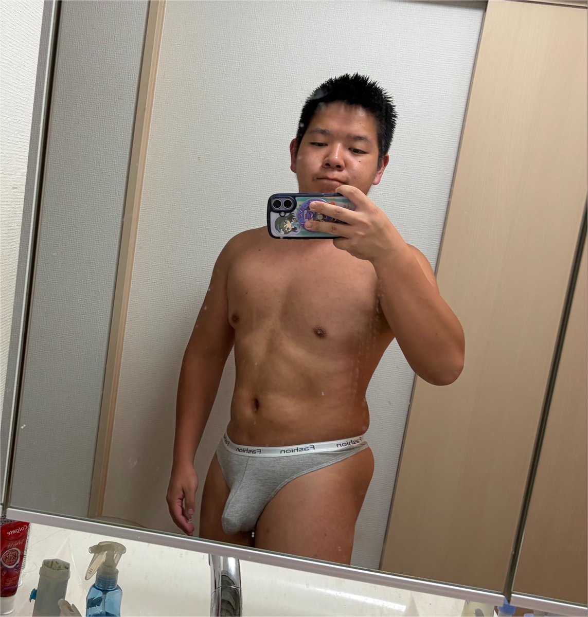 Gengar_2nd's tweet photo. もっと痩せる！！
パンツの日(3日遅れ) https://t.co/2bYBLQmv6Y