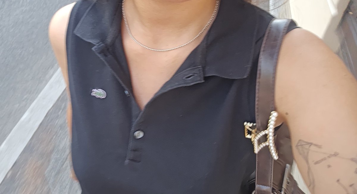 wertigoi's tweet photo. thrifted lacoste 😽 https://t.co/5471nNs86L