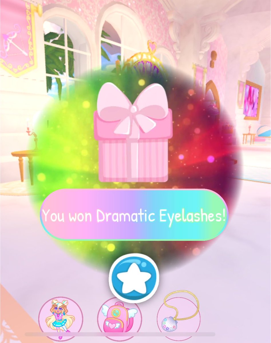 starlaforlife's tweet photo. You will never see me using skye’s lashes ever again https://t.co/VfusmbcEbV