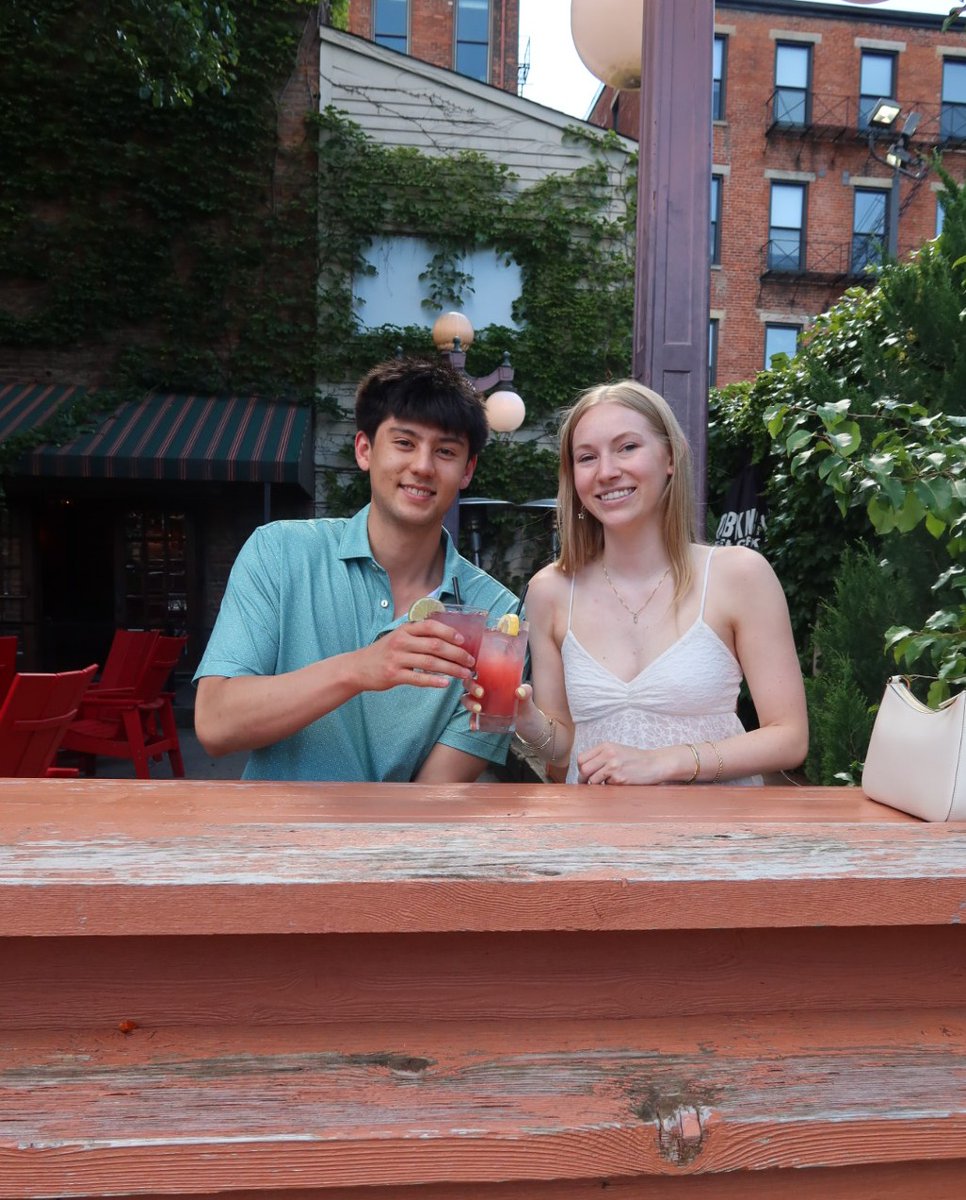 RosedaleOTR's tweet photo. Sunshine, good friends, and half-price drinks. That's what happy hour is all about. ☀️🍻 https://t.co/sjIwFARUwj