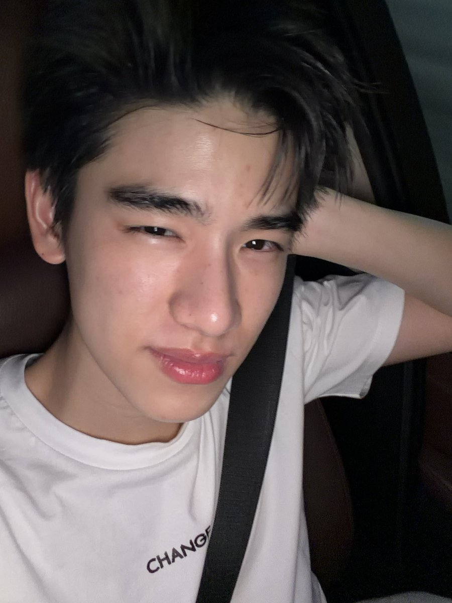 ujeenayp_'s tweet photo. สัมแฉเสร็จแย้ววว วันนี้ทำงานทั้งวันเลย เหนื่อยมาก ๆ ตั้งแต่ 6:00 - 00:00 อิอิ ขอกำลังใจหน่อยงับบ 🥺
#ujeenayp_ https://t.co/pFl8XrhENh