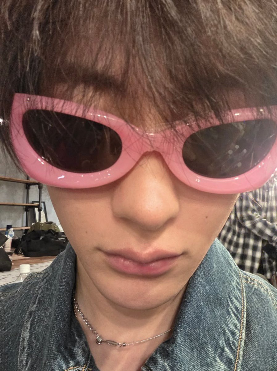 pisj23's tweet photo. # briizeselcaday https://t.co/nglEV6wMTA