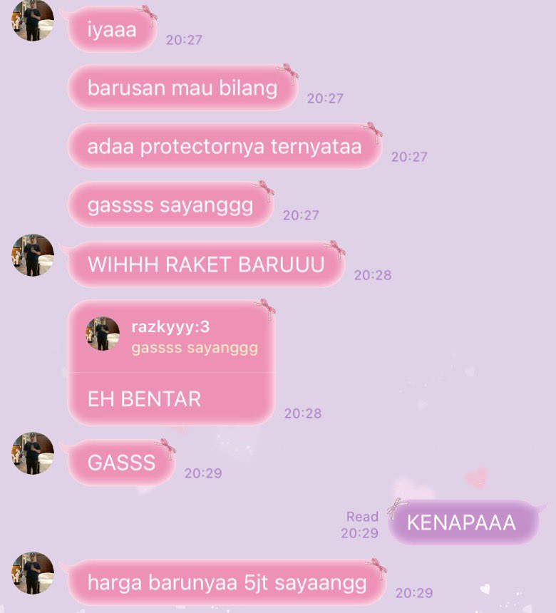 serotoniiiinn's tweet photo. aku yang mau beli raket tapi diaa yang selalu excited terus bantuinn research tentang raketnyaa dari awall bahkan bantu nyarii jugaaa🥹🤍 https://t.co/b3S3PuIYry