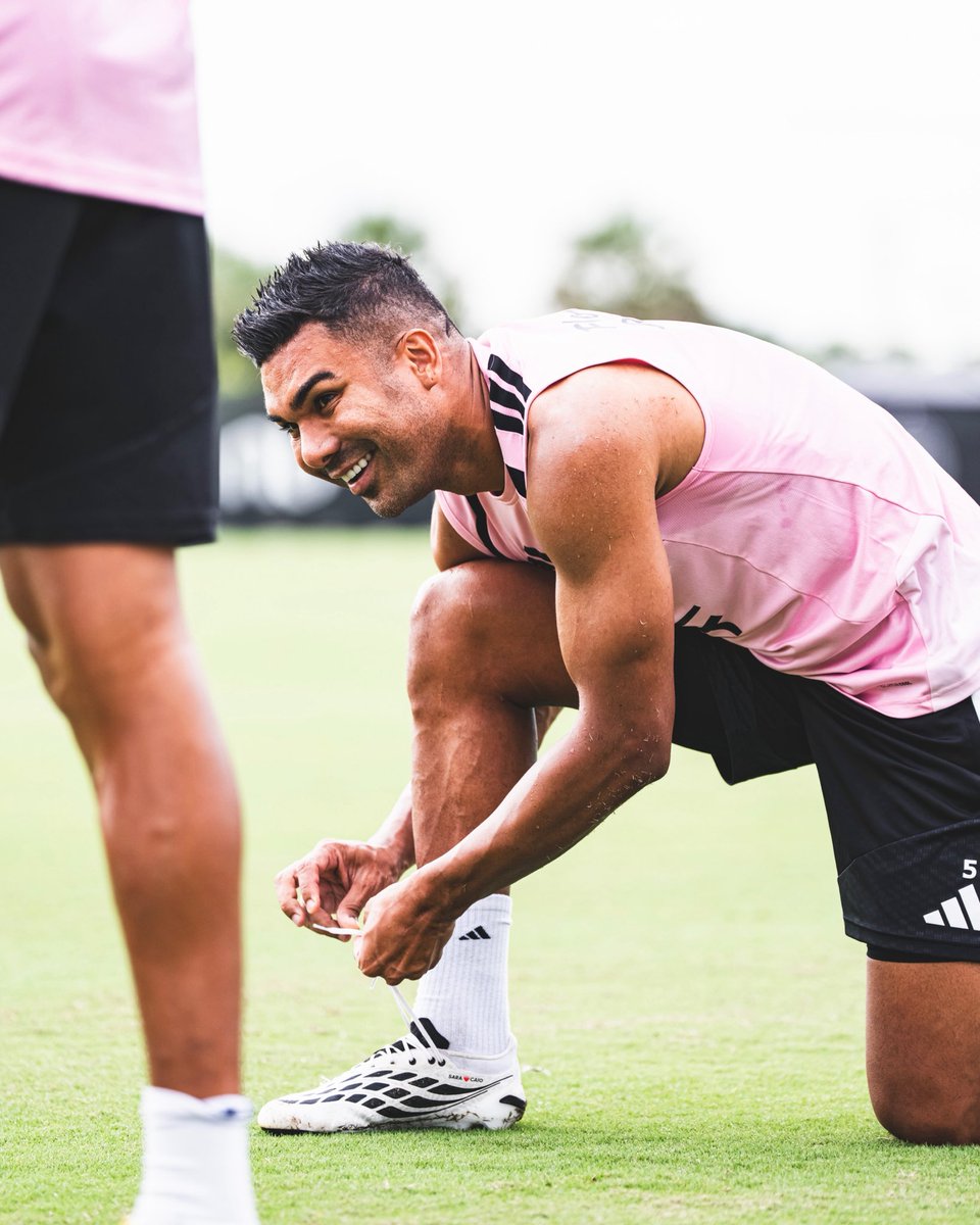 InterMiamiCF's tweet photo. One last tune-up. 🔥👊  #MIAvASL https://t.co/dQGzY2TIyN