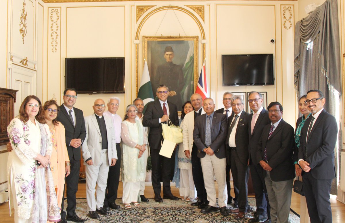 PakistaninUK's tweet photo. Pakistani Christian community in UK calls on High Commissioner

A delegation from the Pakistani Christian community in UK, led by Bishop Michael Nazir Ali, called on the High Commissioner Tipu Usman @Tipuusman to welcome him in #London. They conveyed their best wishes for a successful tenure, and appreciated his open-door approach to engaging with the diaspora.

The High Commissioner commended the Pakistani Christian community for its longstanding contributions to Pakistani and British societies, particularly in education and healthcare, and paid tribute to its distinguished service in Pakistan’s armed forces. He assured the delegates of his commitment to fostering an inclusive and constructive partnership with all segments of the Pakistani diaspora.

@GovtofPakistan
@ForeignOfficePk
@PkPublicDiplo 
@MORAisbOfficial 
@epwing_official
@MoIB_Official
@PTVNewsOfficial
@appcsocialmedia
@RadioPakistan
@PakTVGlobal
@PakistanTVcom
@PID_Gov