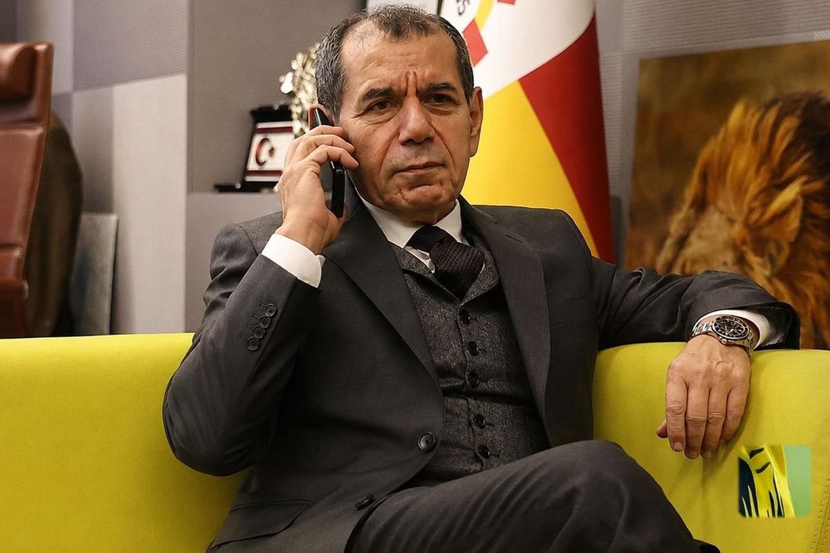 forzacimbom's tweet photo. Başkan Dursun Özbek'e Batrakov'u seyrettirmişler ve Başkan, Batrakov'u çok beğenmiş. (Kağan Dursun) https://t.co/KedeiQDIZd