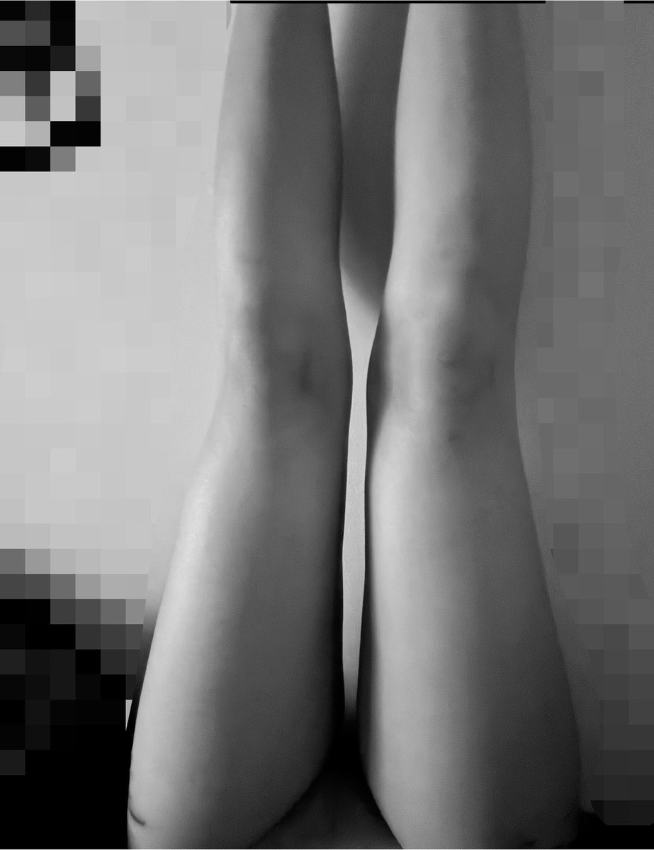 valsgreentea's tweet photo. comparison for myself
april 25 -> july 19 -> april 4
——
i used to have no gap thats why my knees werent touching in the first pic i was too embarrassed 🙂 #fat https://t.co/6Y7fHF7mrs