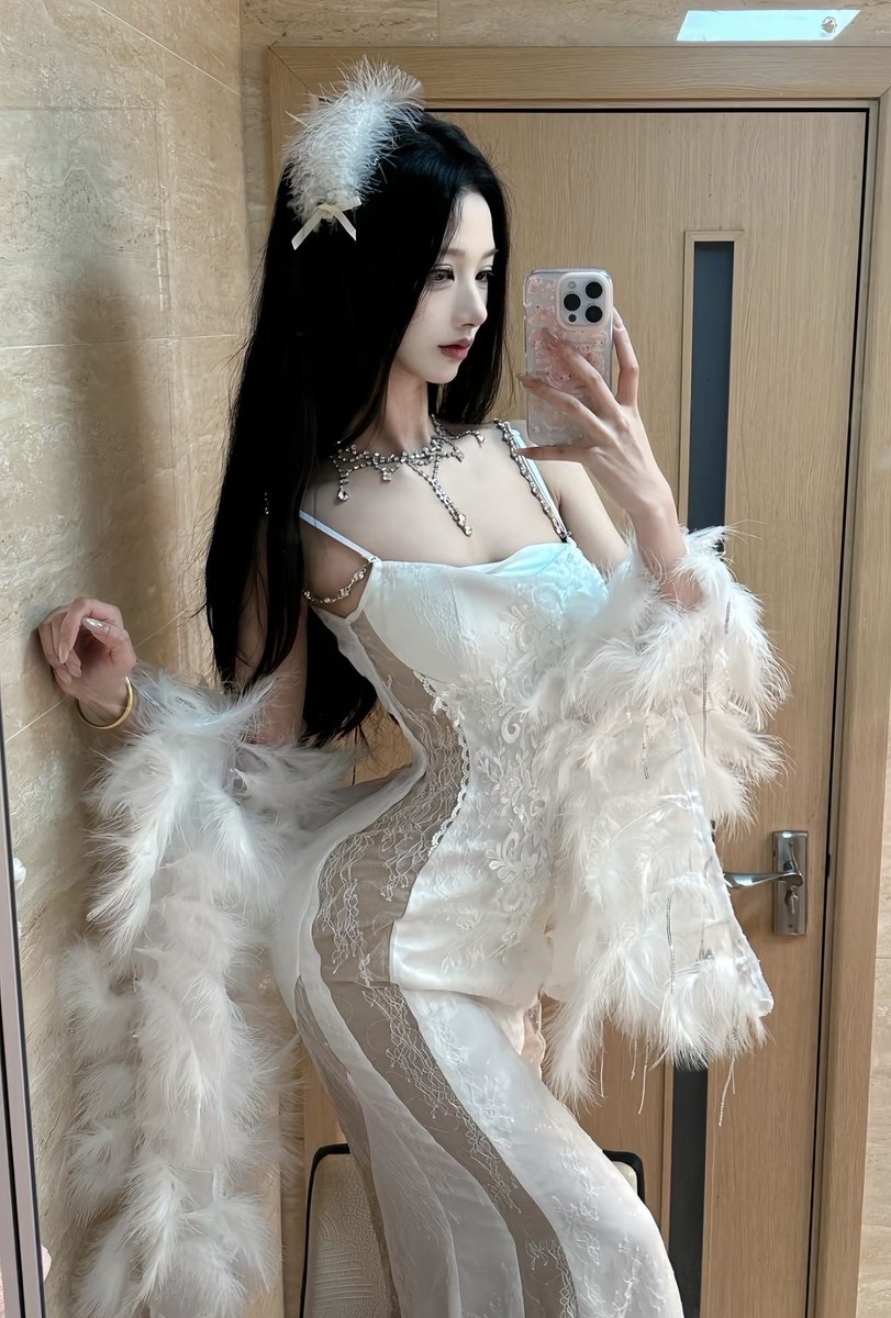 Sanckhy's tweet photo. 新人报道，这身可以吗？😏
#日常 #露出 #女孩 https://t.co/SZ0e8hwb5y