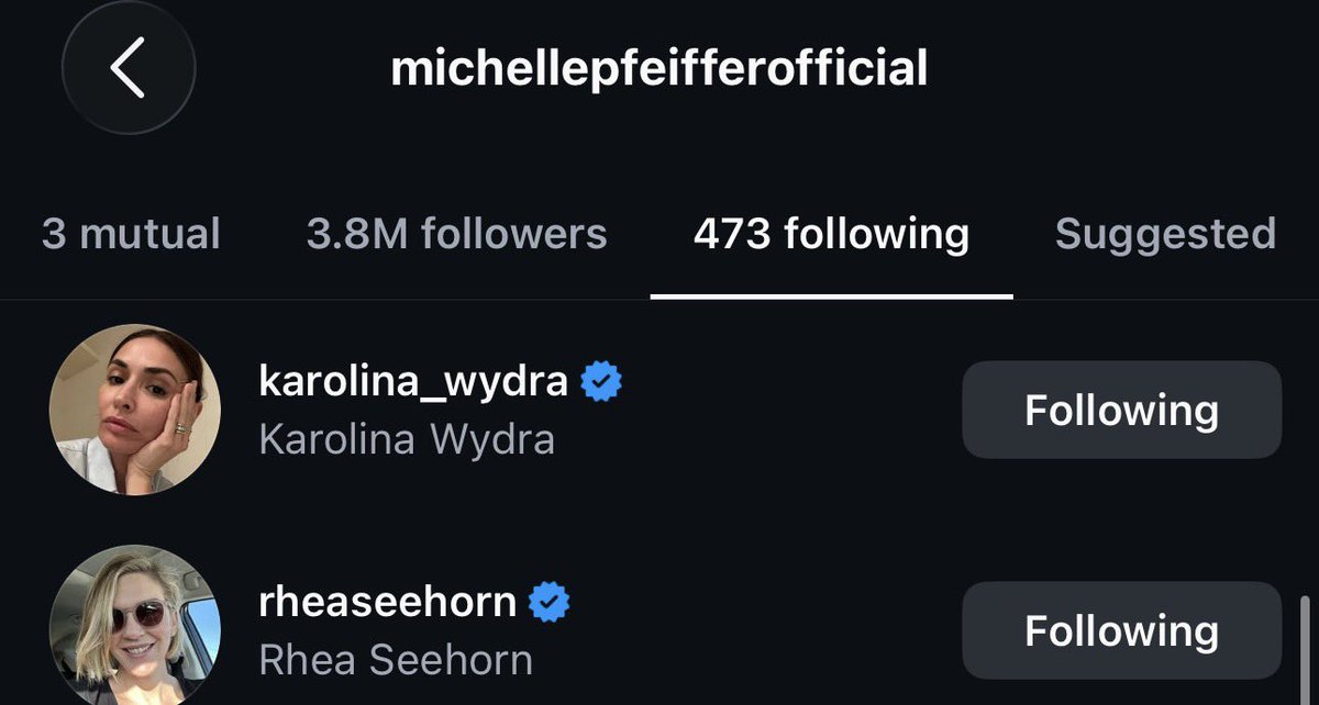 karzoshdefender's tweet photo. Michelle really said, "I need to keep up with whatever this is," and start following both of them on insta https://t.co/3SLCbQ8hdj