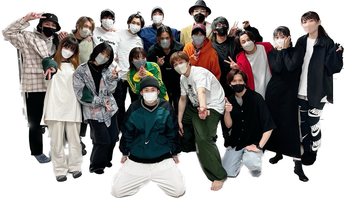 shinta1024's tweet photo. おはよう！
「ヒロステ」4週連続配信！ラスト！

4作目は
お部屋披露大会
仮免試験
デクvsかっちゃん2。

幼馴染の喧嘩を
4年間苦楽を共にした
相棒と演じています。

現状最後の「ヒロステ」
またなにかやりたいよ！
みんなに会いたいよ！！

20時から是非見てね！
#ヒロアカ #ヒロステ https://t.co/9wcB7JYnLl