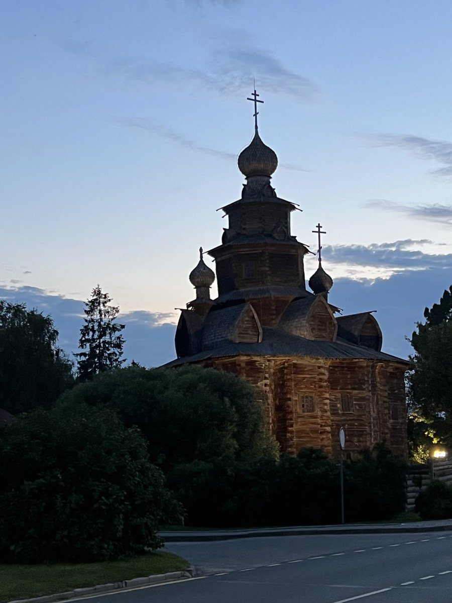 alleshov's tweet photo. Calm summer evening in Suzdal… Stunning views #Суздаль #ЗолотоеКольцо #Suzdal #GoldenRing #RussianHeritage https://t.co/chrbHxbkcf