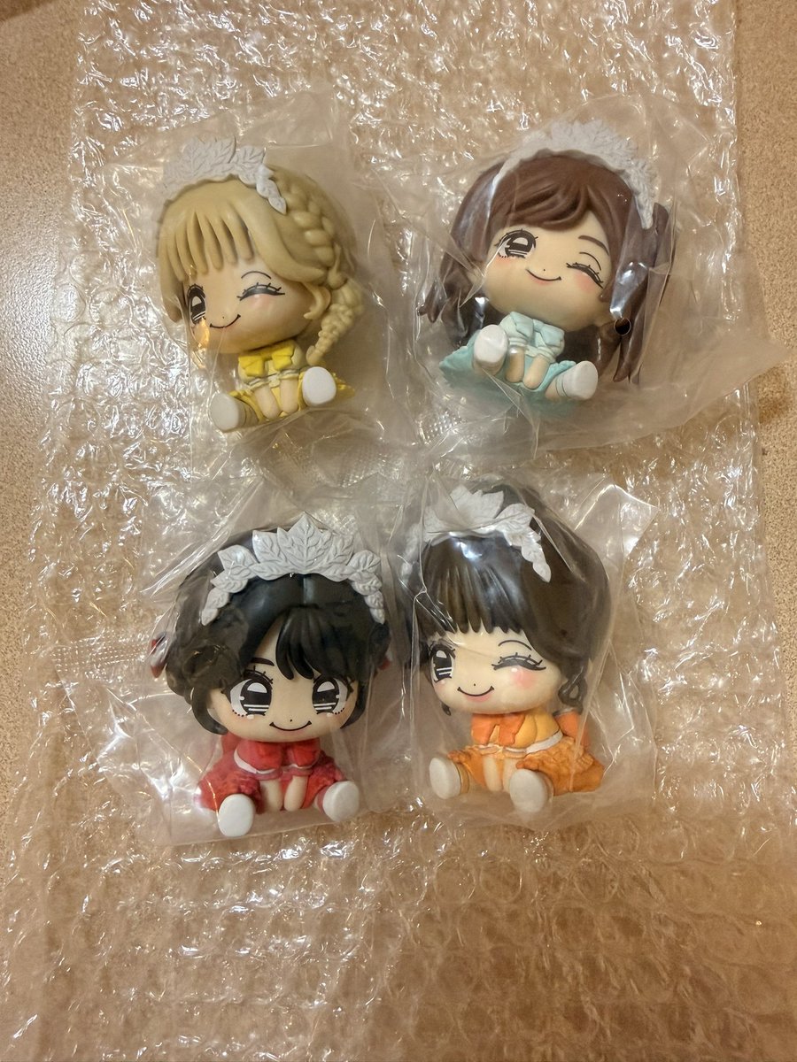 hktsaka4's tweet photo. きゅーすと1番くじ

譲 : C賞マスコットフィギュア
　　古澤・佐野・板倉・川本

　　D賞アクリルスタンド
　　梅田・板倉・佐野・川本2つ

求 : C賞マスコットフィギュア
　　真鍋・桜庭

　　D賞アクリルスタンド
　　真鍋・増田

郵送希望です

 #きゅーすと交換　#CUTIESTREET https://t.co/1KJQBGnW45