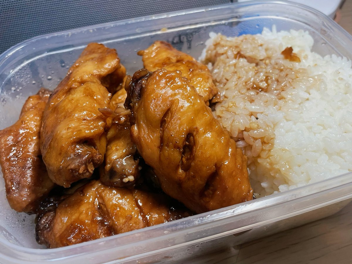 baisu2603's tweet photo. 晚上做了可乐鸡翅😋 https://t.co/cTjGBt5Vbs