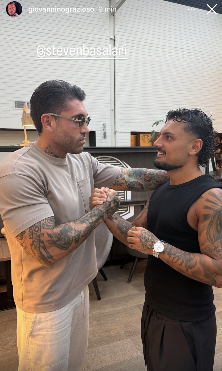 popscuorn's tweet photo. oddio sta per arrivare il franchising del carretto di merda #temptationisland https://t.co/vZ1SMBSH1u