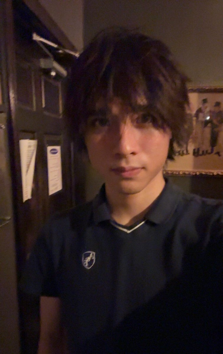 twinkreich's tweet photo. taking selfies at tha urinal ☺️ https://t.co/ZSCWjrOxVo
