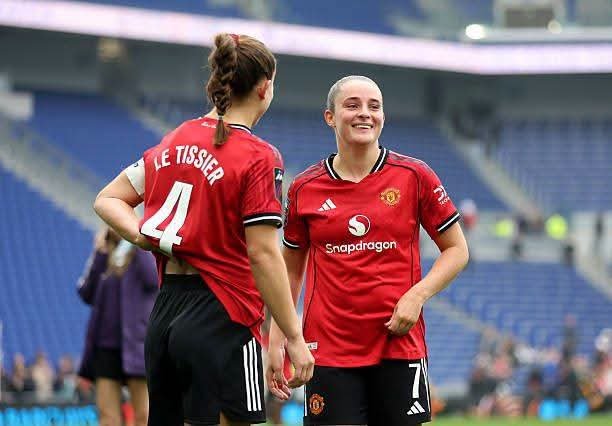 Oluwayemicfc's tweet photo. 🚨 Boiling tension at Manchester United Women?

According to The New York Times, club captain Maya Le Tissier and vice captain Ella Toone say they were not consulted over the appointment of Manchester United's new head coach.

🗣️ Maya Le Tissier:
"I think the club have been pretty clear with what they've said bringing through the youth. They've always done that historically. When we speak to the new manager, the ambitions will be clear."

Me and Tooney are at Manchester United because we want to win and we'll be doing everything we can to make that happen. The club's ambition now is to bring through the youth, so you need someone who's going to get the best out of those players."

While both players publicly backed the club's direction, their comments also underline growing uncertainty around United's ambitions. With Marc Skinner's departure, limited investment, and key players already leaving, questions continue to be asked about the club's long-term vision.

The mood around Manchester United Women remains tense, and the coming weeks could prove crucial for the future of several senior players.

#MUWomen #BarclaysWSL