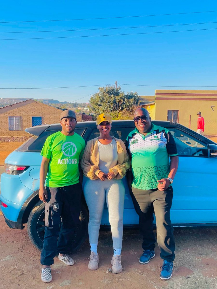 Miz_Ruraltarain's tweet photo. Sphalaphala, ActionSA Councillor candidate in Sekhukhune Thabo Mokiri, and our ActionSA Makhuduthamaga mayoral candidate, Tonic Manchidi, boldly declare that the future is green! 🟢✨

Your future is in your hands, but only if you take action. Remember to use the online registration portal before it closes on Friday, 7 August 2026.Young people, this is your moment use your voices and claim your power! ✊🏾🔥#LetsFixLimpopo #VoteActionSA