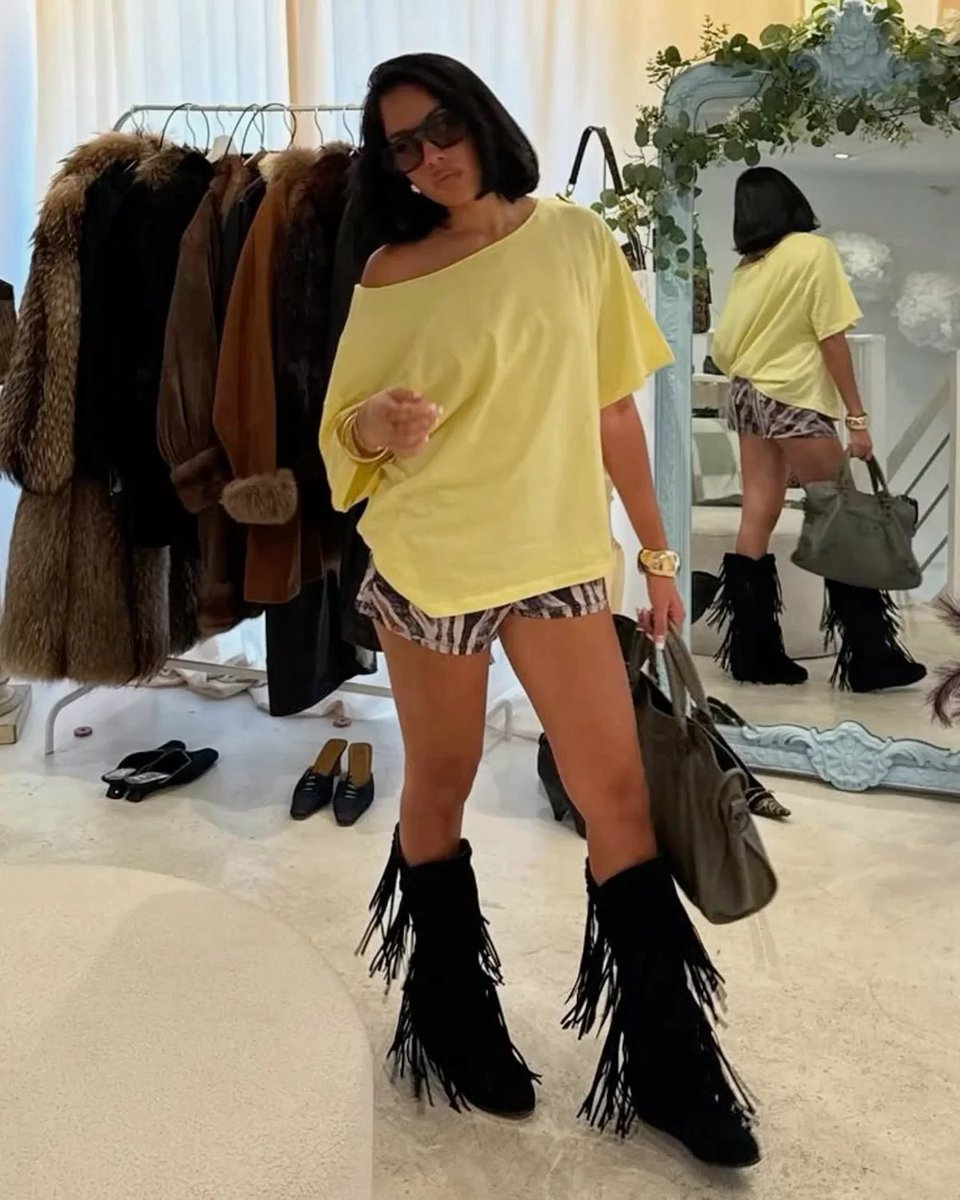 hautecnt's tweet photo. anything fringe has my heart https://t.co/W2dQg6qxvN
