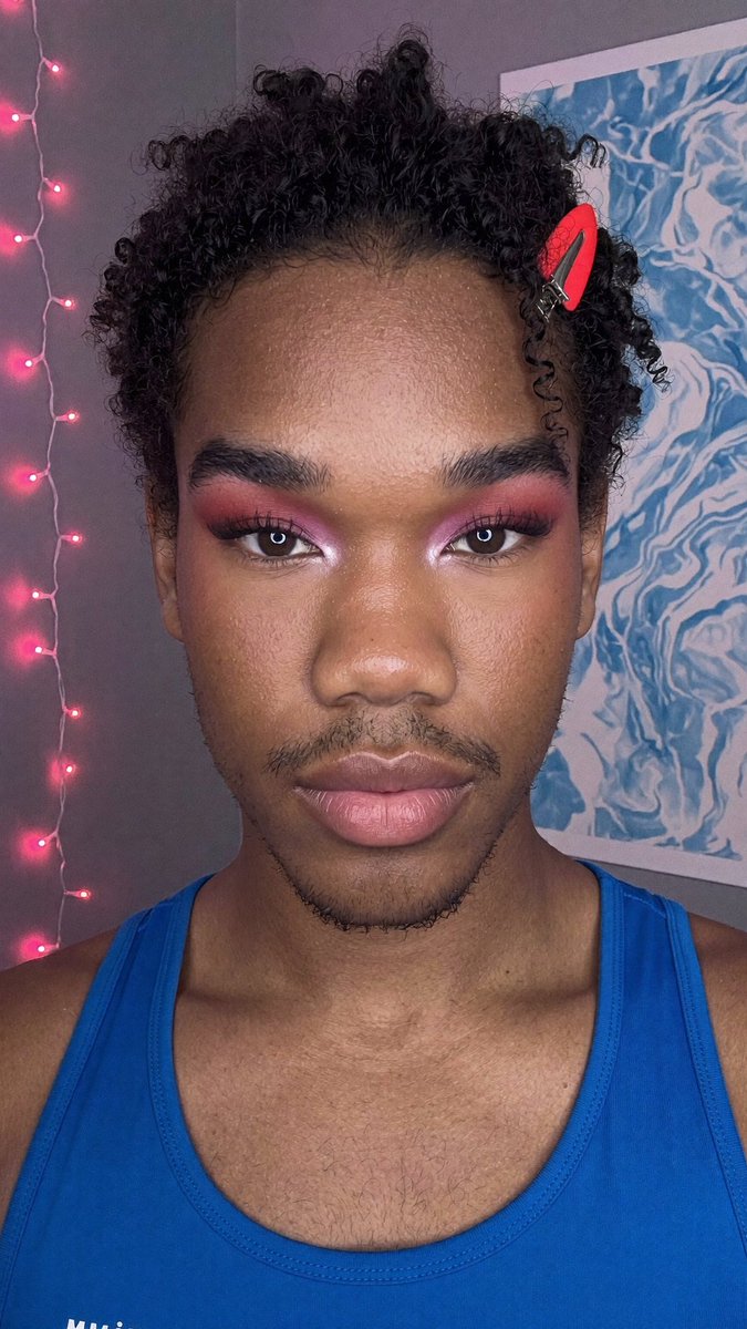 bloomies_angel's tweet photo. me before as gay boy vs now being biological woman 🏳️‍⚧️💖 https://t.co/EnhrSFiAVZ
